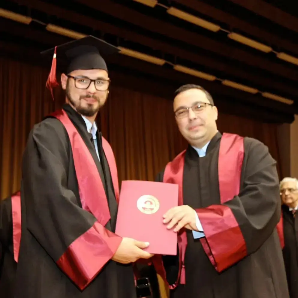 Дипломиране в Университета за национално и световно стопанство